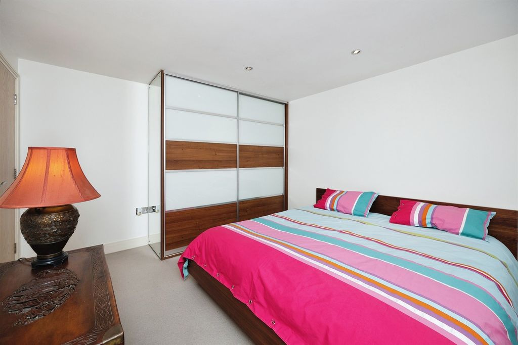Additional image 9 of 2 bed flat for saleNew Dover Road, Canterbury CT1