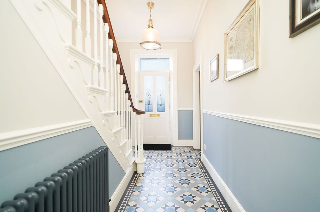 Additional image 3 of 6 bed semi-detached house for saleNewbold Road, Chesterfield S41