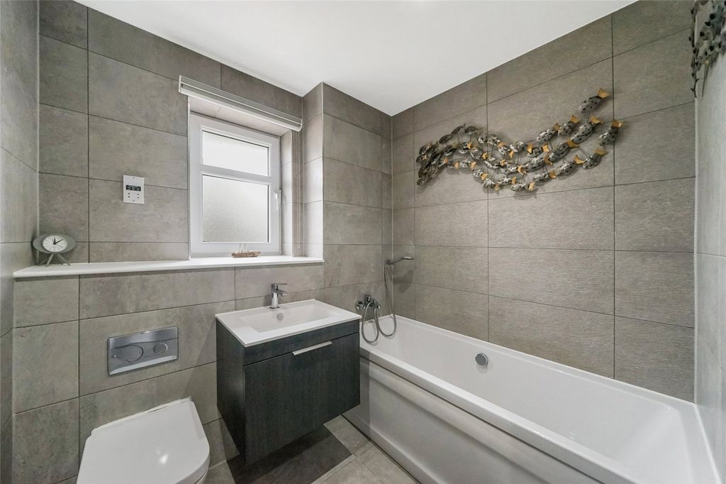 Additional image 6 of 4 bed detached house for saleMillburn Gardens, Clackmannan, Clackmannanshire FK10