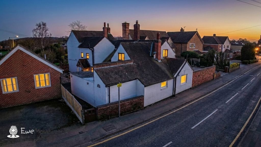 Additional image 8 of 4 bed cottage for saleHall Green, Church Road, Stretton, Burton-On-Trent, Staffordshire DE13