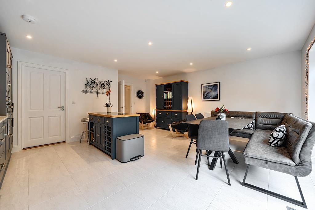Additional image 20 of 3 bed town house for saleWalter Craft Court, Chipping Norton OX7