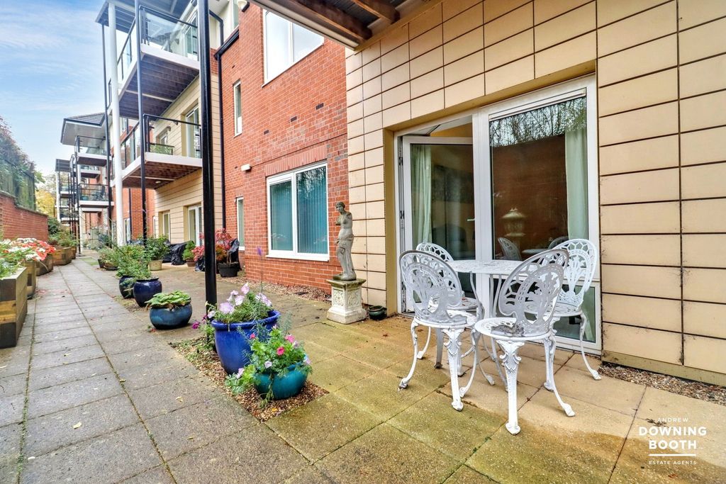 Additional image 19 of 1 bed flat for saleLower Sandford Street, Lichfield WS13