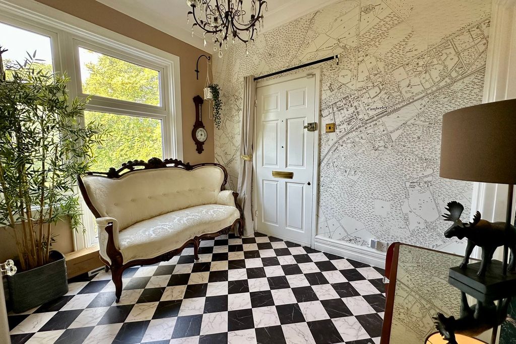 Additional image 14 of 2 bed flat for salePortesbery Road, Camberley GU15