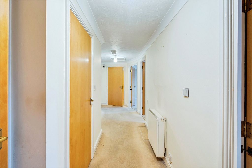 Additional image 10 of 2 bed flat for saleBlenheim Court, Christchurch BH23
