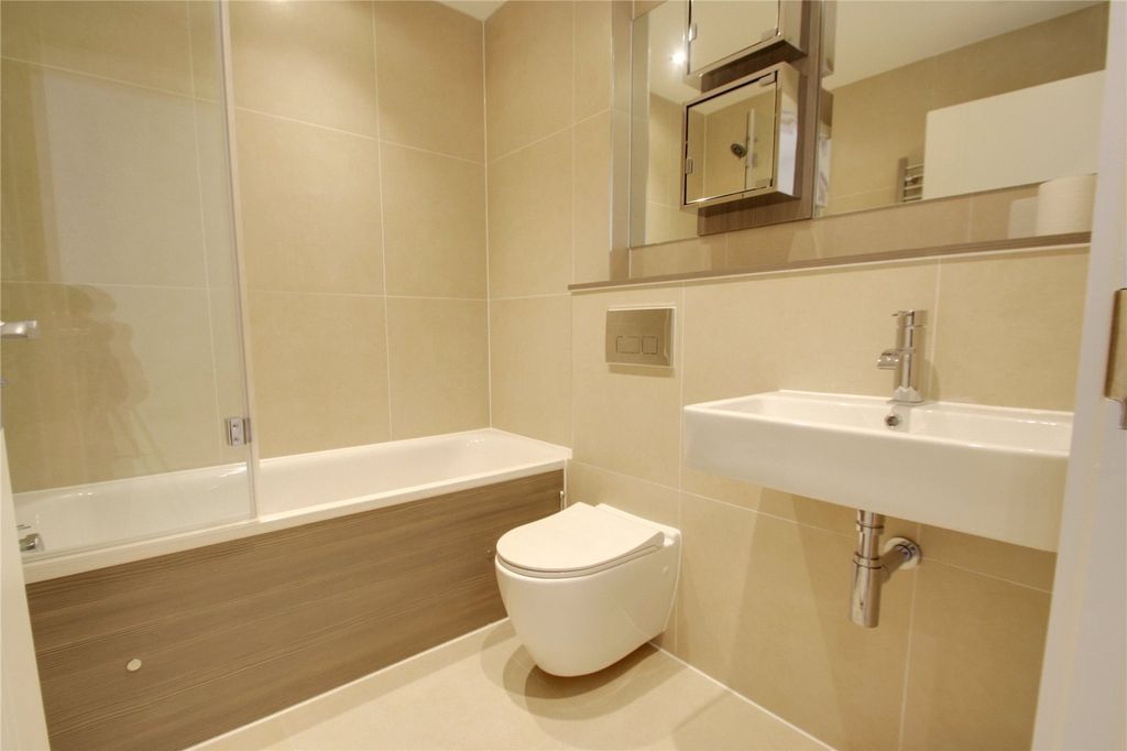 Additional image 4 of 2 bed flat for saleCoronation House, Gogmore Lane, Chertsey, Surrey KT16