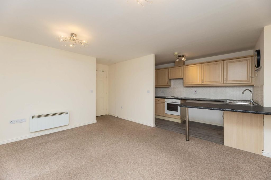 Additional image 2 of 2 bed flat for saleBellflower Close, Castleford WF10