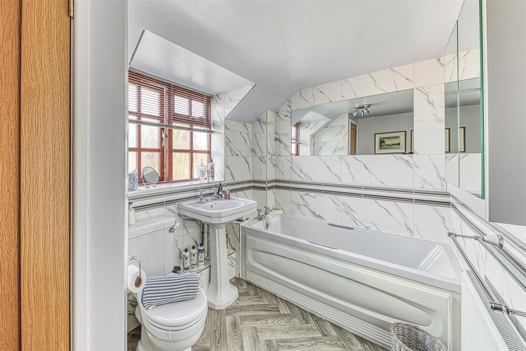 Additional image 18 of 4 bed detached house for saleKnowles Hill, Rolleston-On-Dove, Burton-On-Trent DE13
