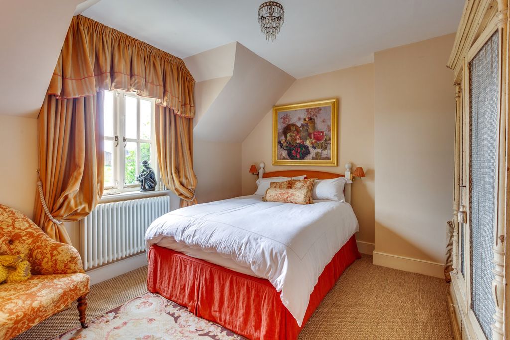 Additional image 12 of 3 bed country house for saleChinnor Hill, Chinnor, Oxfordshire OX39