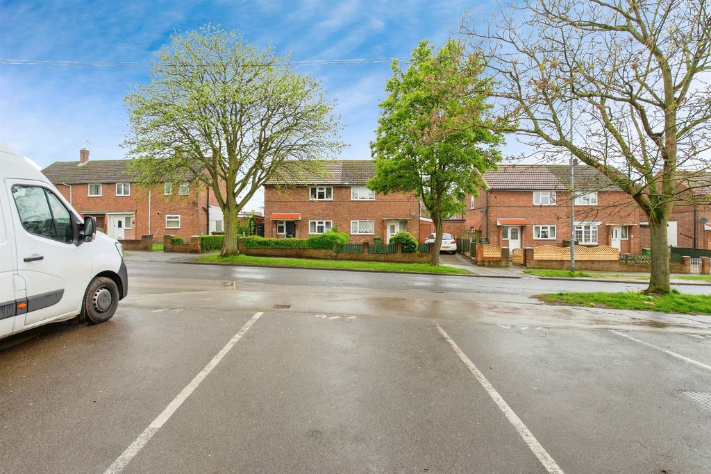 Additional image 14 of 2 bed maisonette for saleElizabeth Drive, Castleford WF10
