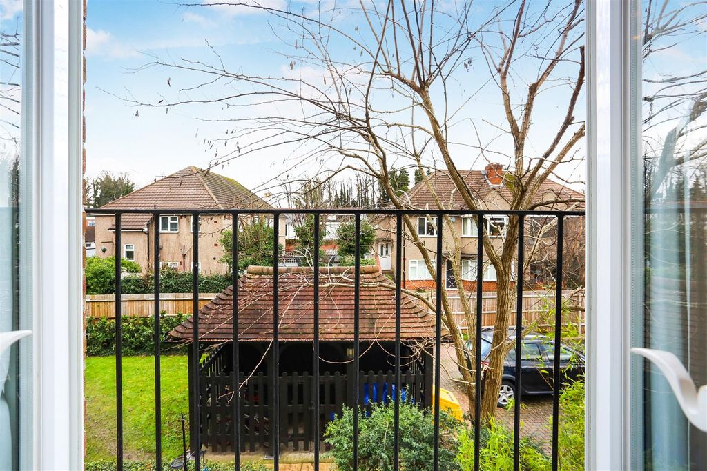 Additional image 13 of 2 bed flat for saleRochester Road, Carshalton SM5