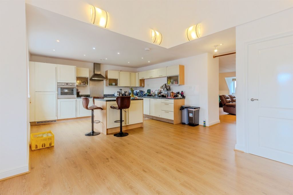 Additional image 3 of 4 bed penthouse for saleGreat Stour Mews, Canterbury CT1