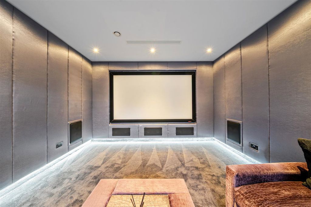 Additional image 11 of 5 bed detached house for saleProwse Avenue, Bushey Heath, Bushey WD23