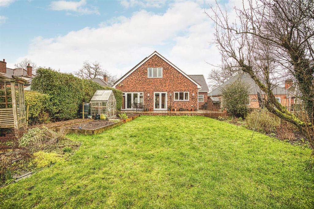 Additional image 4 of 5 bed detached house for saleBeamhill Road, Stretton, Burton-On-Trent DE13