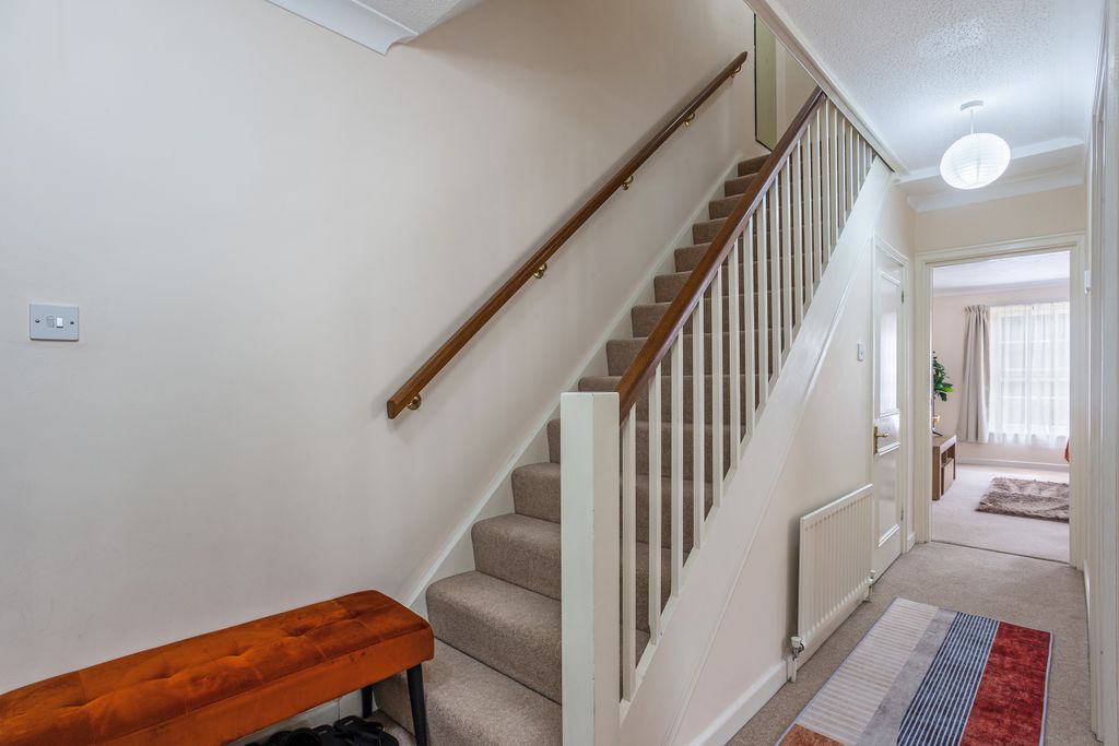 Additional image 8 of 3 bed flat for saleChapel Street, Chichester PO19