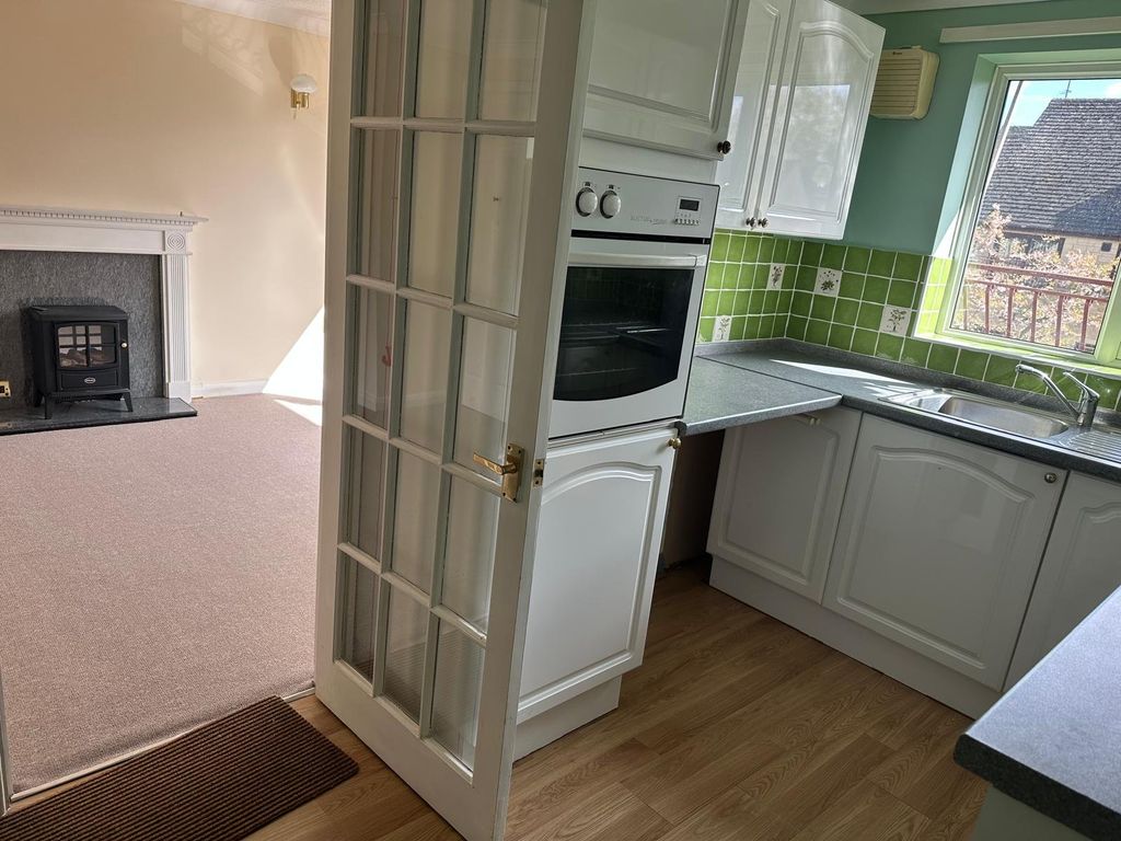 Additional image 6 of 2 bed flat for saleTrafalgar Road, Cirencester, Gloucestershire GL7