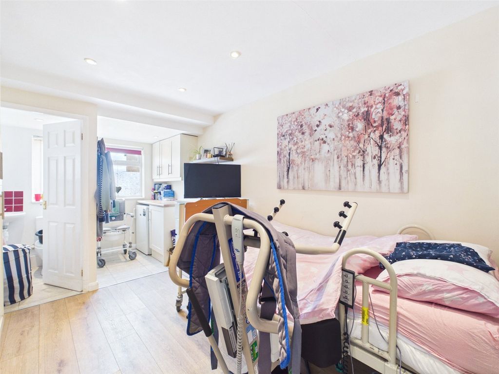Additional image 11 of 3 bed semi-detached house for saleMiddle Way, Chinnor, Oxfordshire OX39