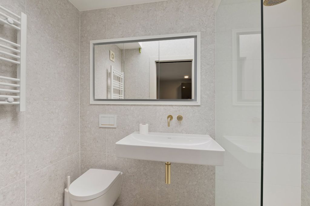 Additional image 22 of 4 bed semi-detached house for saleRuskin Road, Carshalton SM5