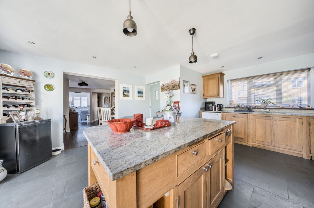 Additional image 3 of 4 bed detached house for saleAshcroft Gardens, Cirencester, Gloucestershire GL7