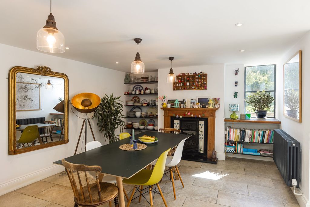 Additional image 11 of 6 bed detached house for saleAlbion Street, Chipping Norton OX7