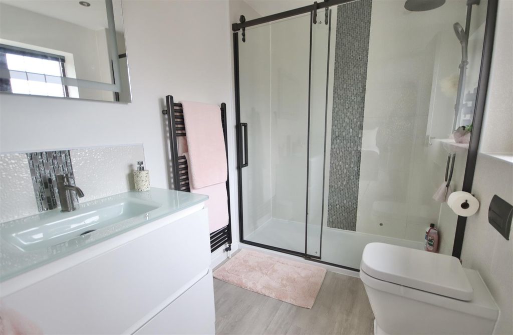 Additional image 15 of 4 bed detached house for saleExeter Close, Chippenham SN14