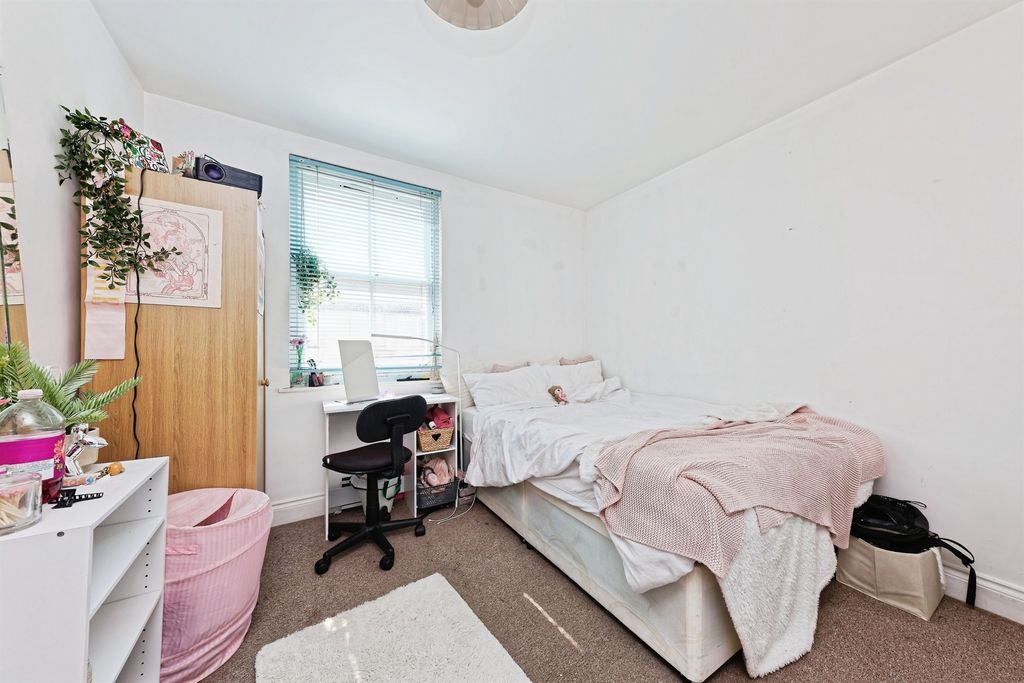 Additional image 18 of 17 bed detached house for saleWhitstable Road, Canterbury CT2