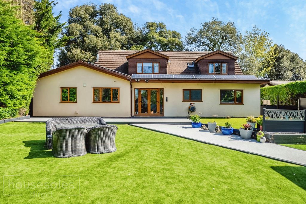4 bed detached house for saleMount Ballan Bungalows Portskewett, Caldicot NP26
