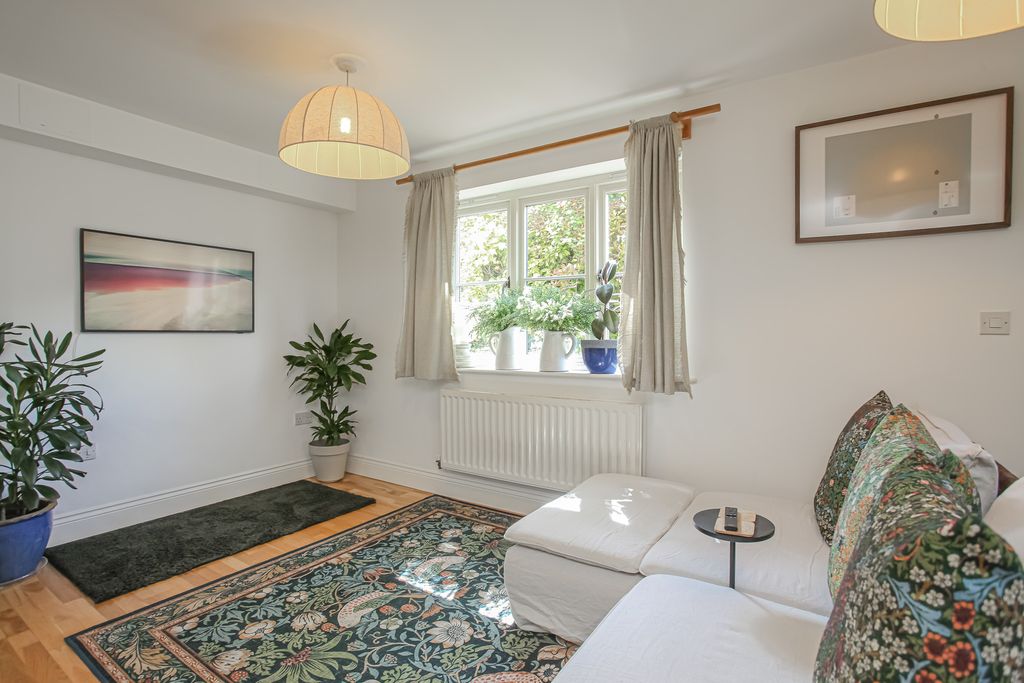 Additional image 7 of 2 bed flat for saleWestcote Place, Chipping Norton OX7