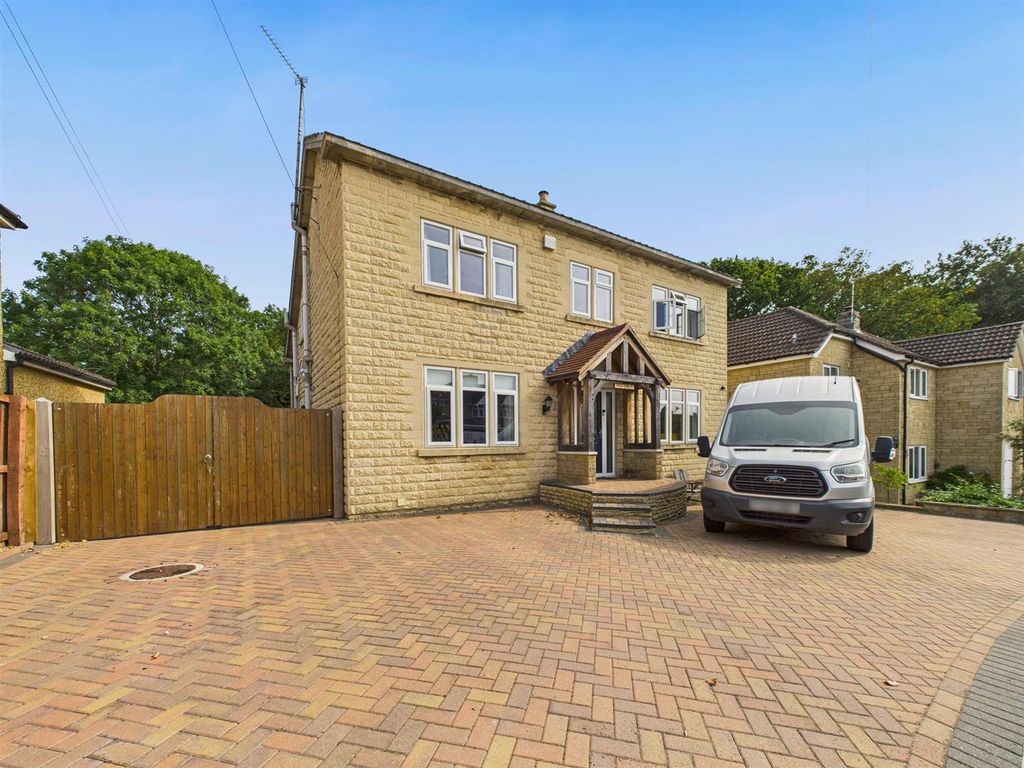 Additional image 3 of 4 bed detached house for salePlantation Road, Chippenham SN14