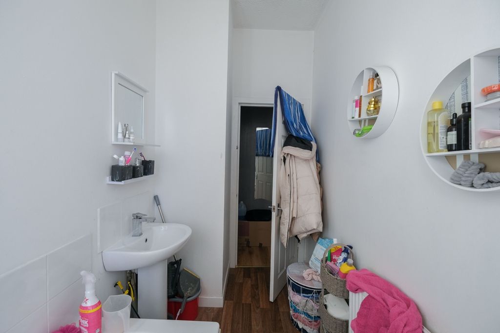Additional image 9 of 1 bed flat for saleHamilton Street, Larkhall ML9
