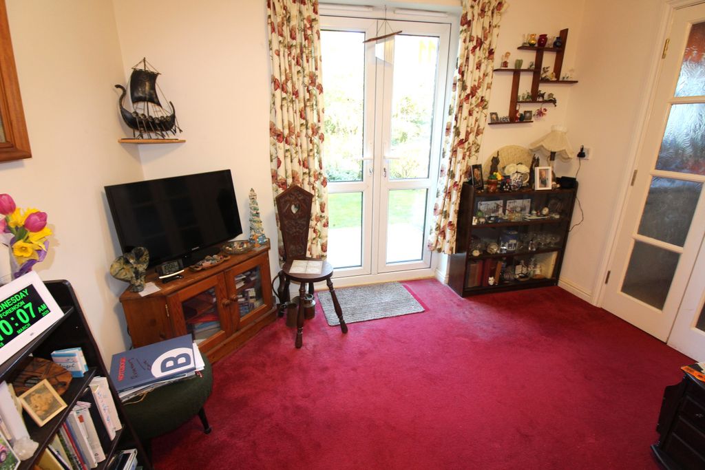 Additional image 9 of 1 bed flat for saleThe Green, Chipping Norton OX7
