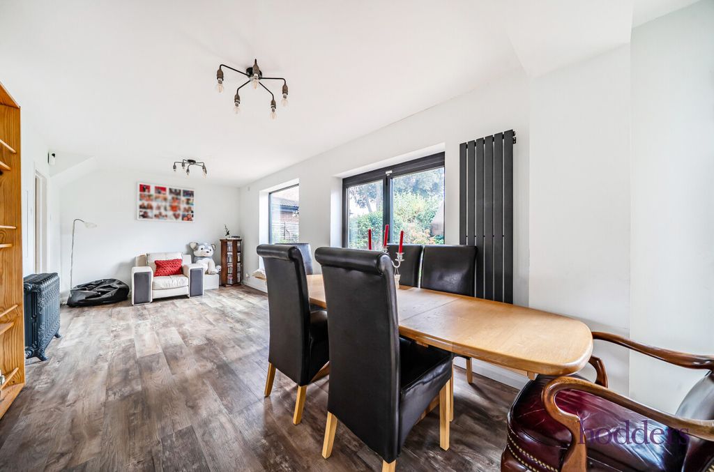 Additional image 9 of 3 bed detached house for saleLittle Green Lane, Chertsey, Surrey KT16