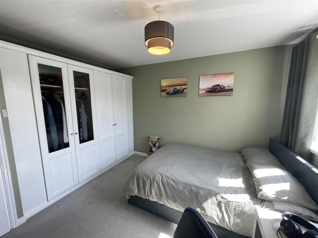 Additional image 25 of 6 bed detached house for saleLindisfarne Close, Chester Le Street DH2
