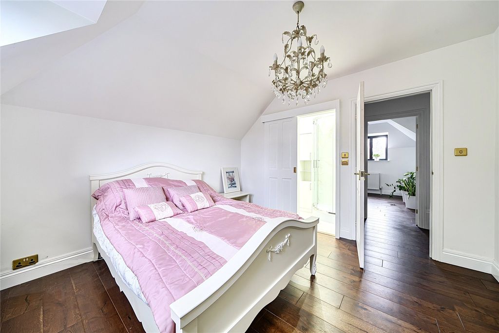 Additional image 10 of 5 bed detached house for saleMarlings Park Avenue, Chislehurst BR7