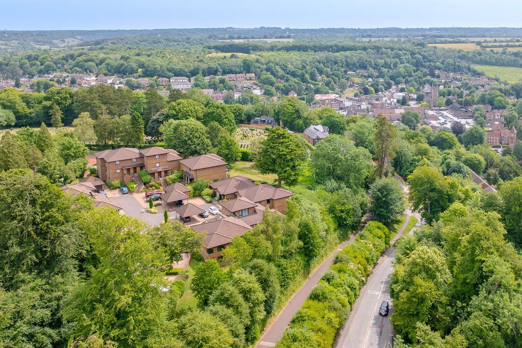 Additional image 40 of 5 bed flat for saleSt. Mary's Mount, Caterham CR3