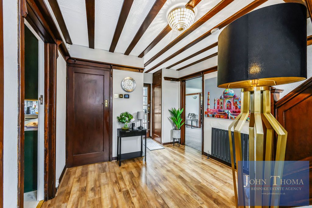 Additional image 7 of 4 bed detached house for saleChester Road, Chigwell IG7
