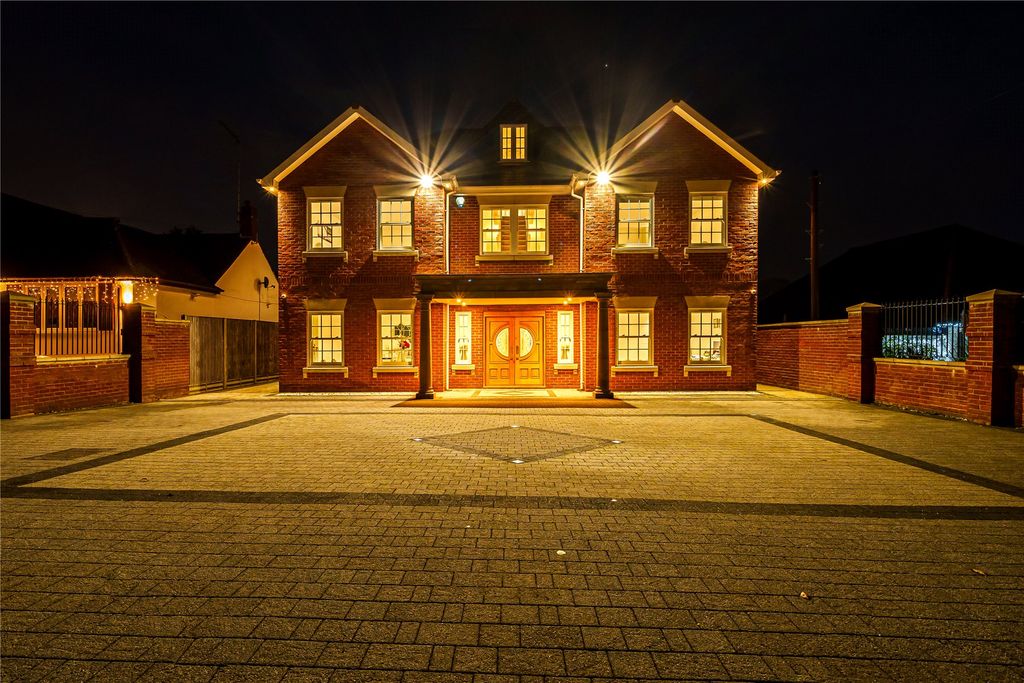 Additional image 8 of 5 bed detached house for saleMarlings Park Avenue, Chislehurst BR7