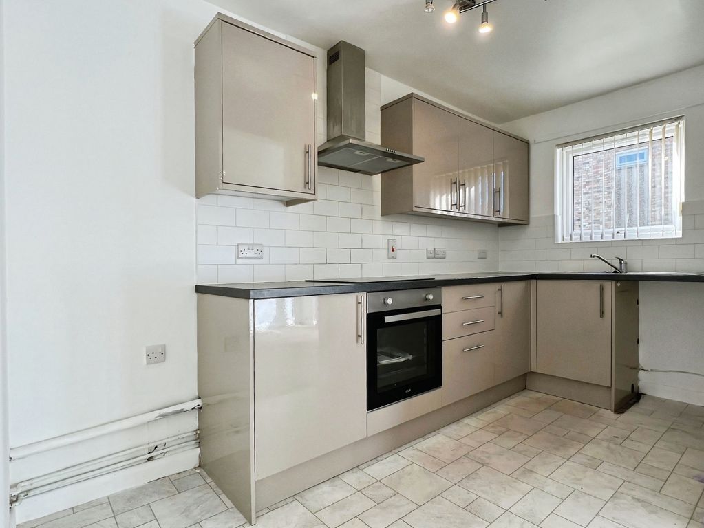 Additional image 4 of 2 bed flat for saleNorfolk Court, Station Road, March PE15