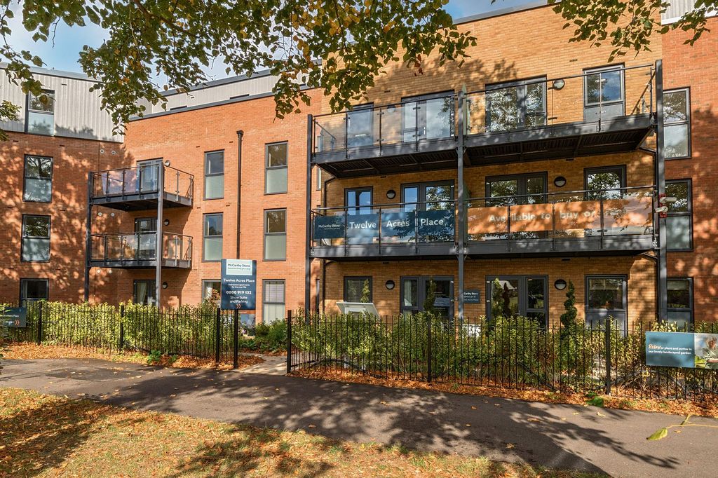 Additional image 2 of 2 bed flat for salePalmers Fields Avenue, Chichester PO19