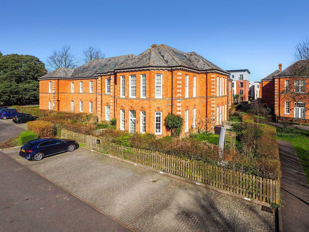 Additional image 18 of 2 bed flat for saleHomestead Road, Chichester PO19