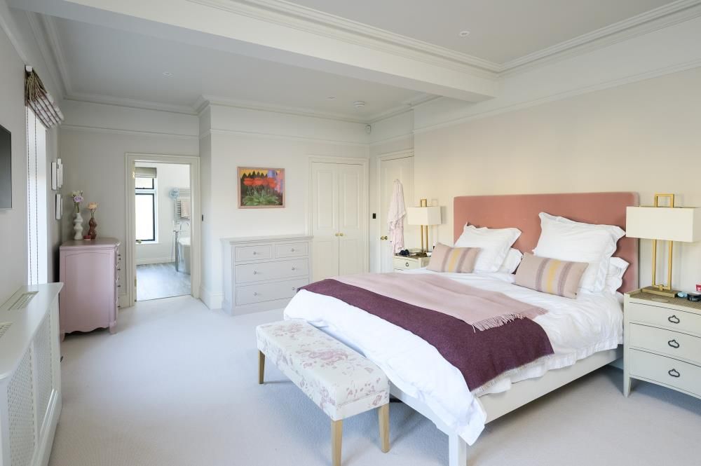 Additional image 18 of 6 bed semi-detached house for saleThe Avenue, Cirencester, Gloucestershire GL7