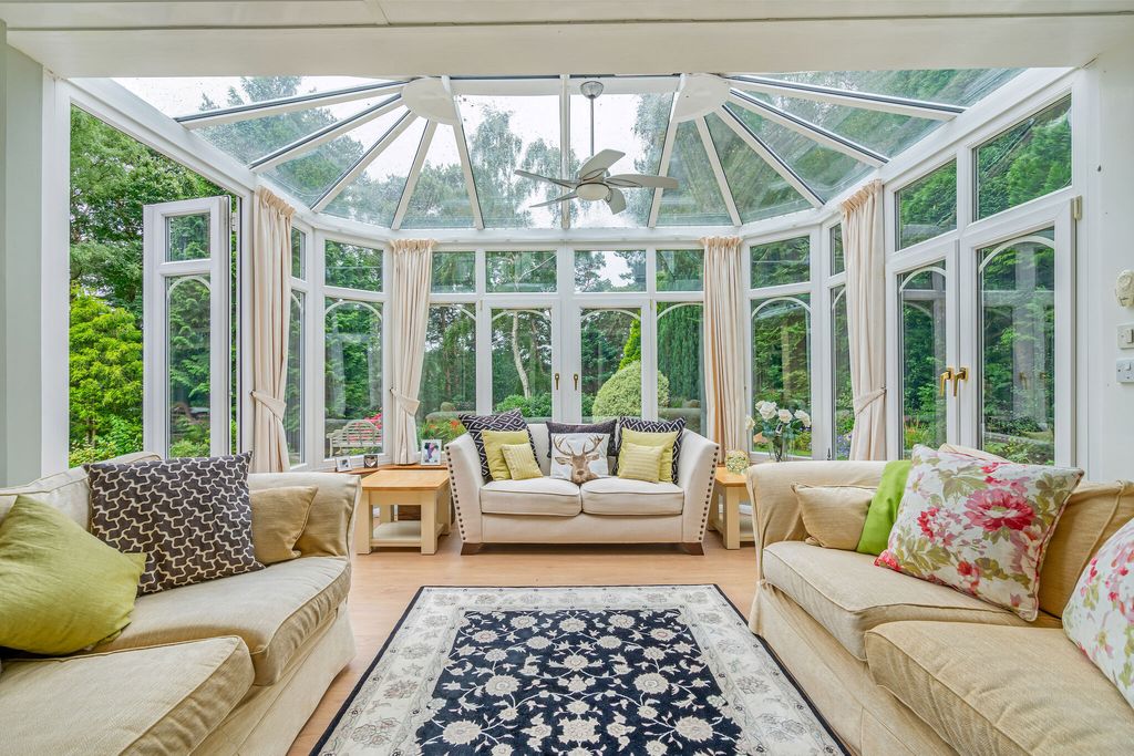 Additional image 13 of 4 bed detached house for saleAzalea Way, Camberley GU15