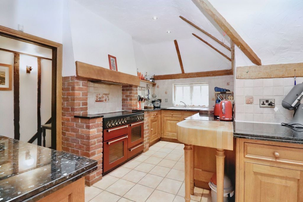 Additional image 7 of 4 bed detached house for saleRobin Hood Lane, Chatham ME5