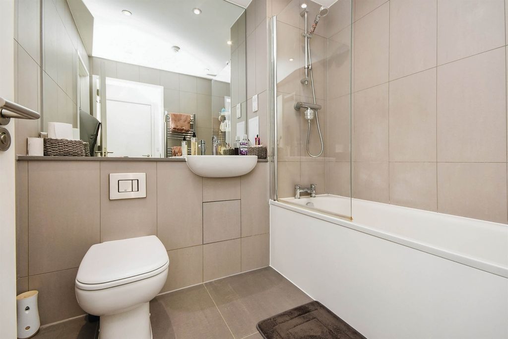 Additional image 14 of 2 bed maisonette for saleBurgess Springs, Chelmsford CM1