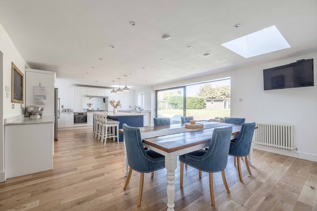 Additional image 4 of 4 bed detached house for saleSycamore Road, Chalfont St Giles HP8