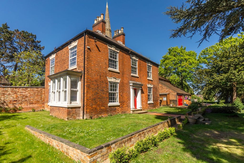 Additional image 3 of 4 bed detached house for saleStockley House, Horninglow Road, Burton-On-Trent DE13