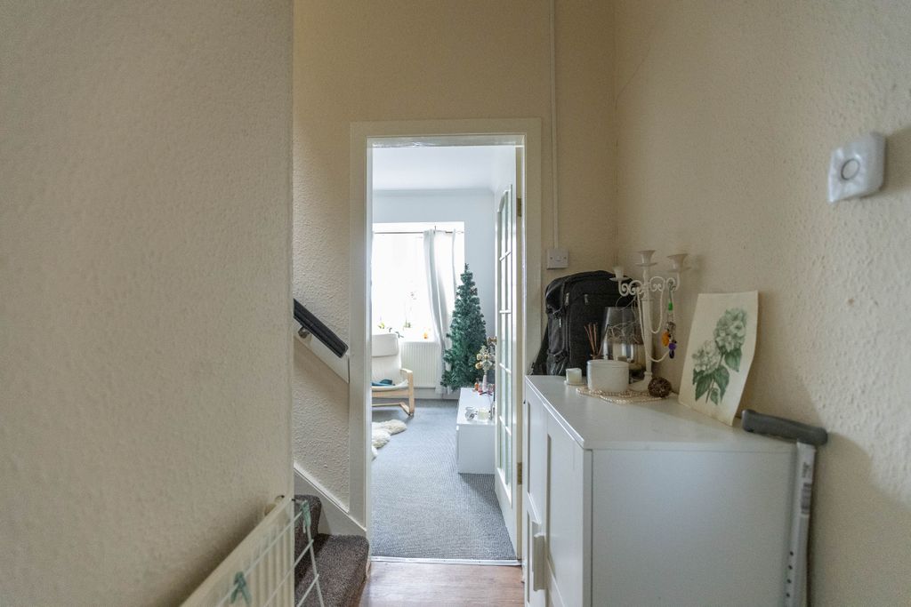 Additional image 19 of 2 bed flat for saleHill Street, Dunoon PA23