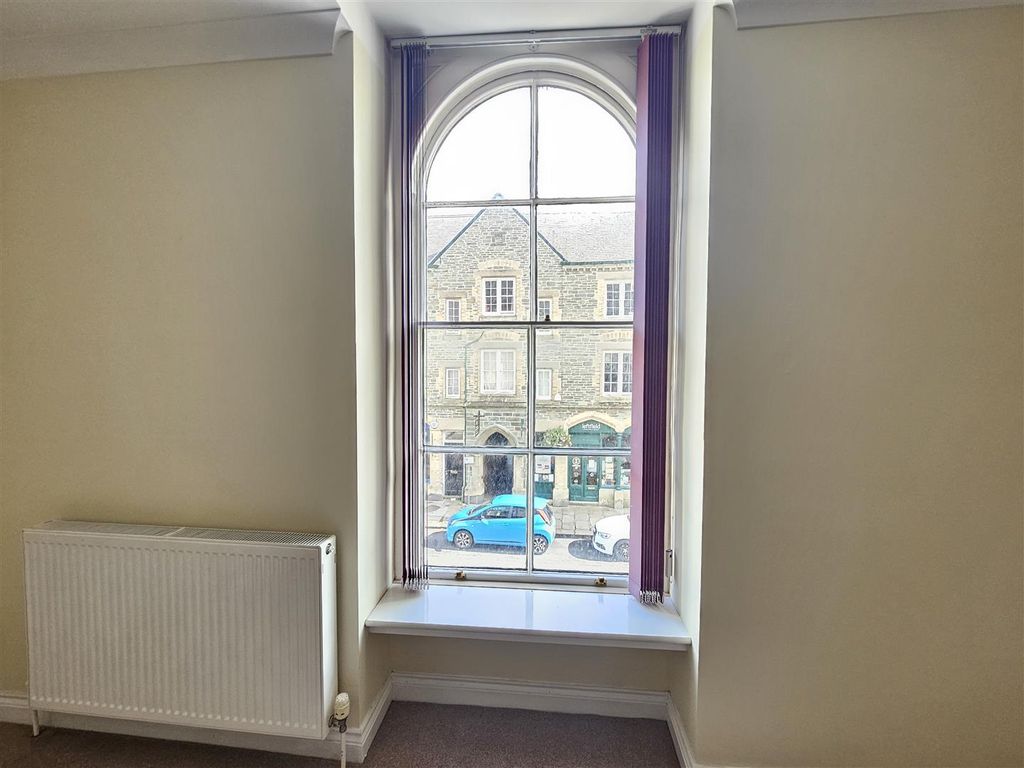 Additional image 11 of 2 bed flat for saleNewmarket Court, Tavistock PL19