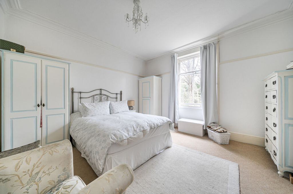 Additional image 5 of 2 bed flat for saleLower Camden, Chislehurst, Kent BR7