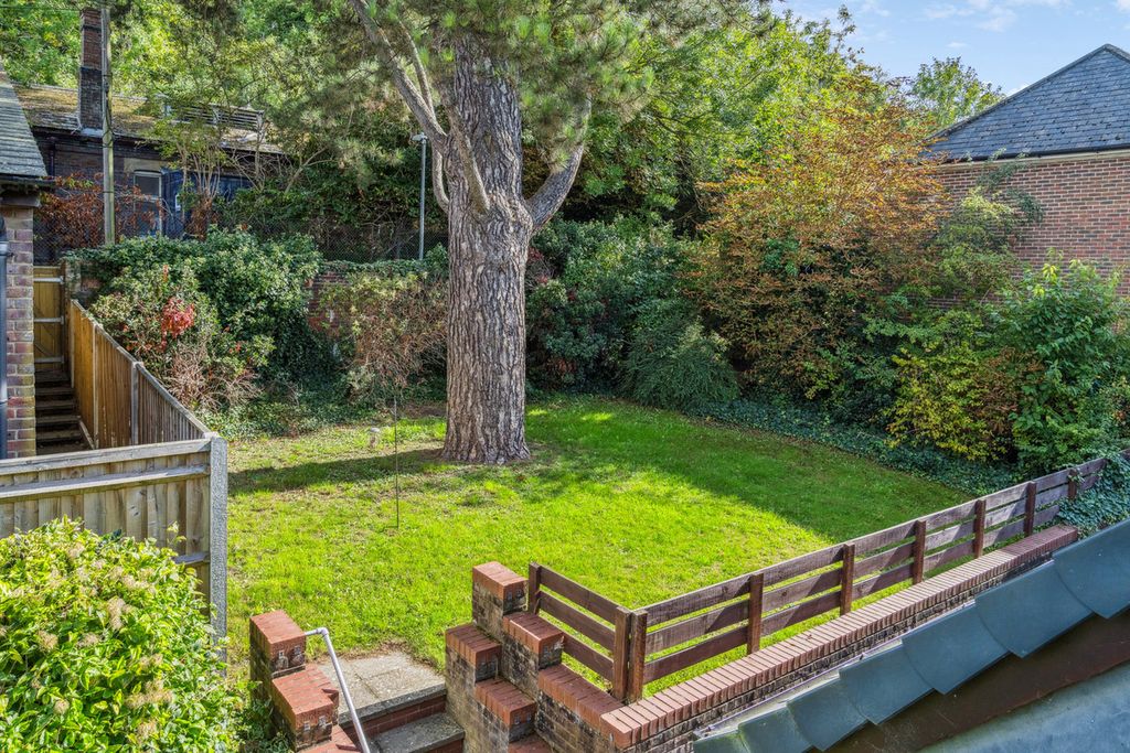 Additional image 16 of 2 bed flat for saleEast Street, Chesham HP5