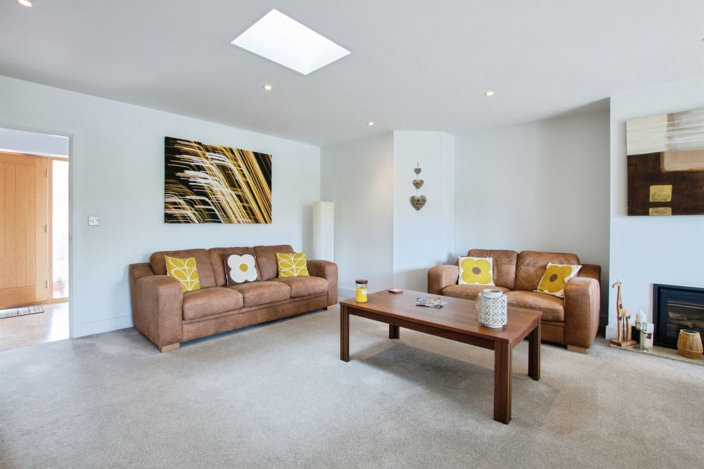 Additional image 3 of 3 bed detached bungalow for saleSpringfield Avenue, Christchurch BH23